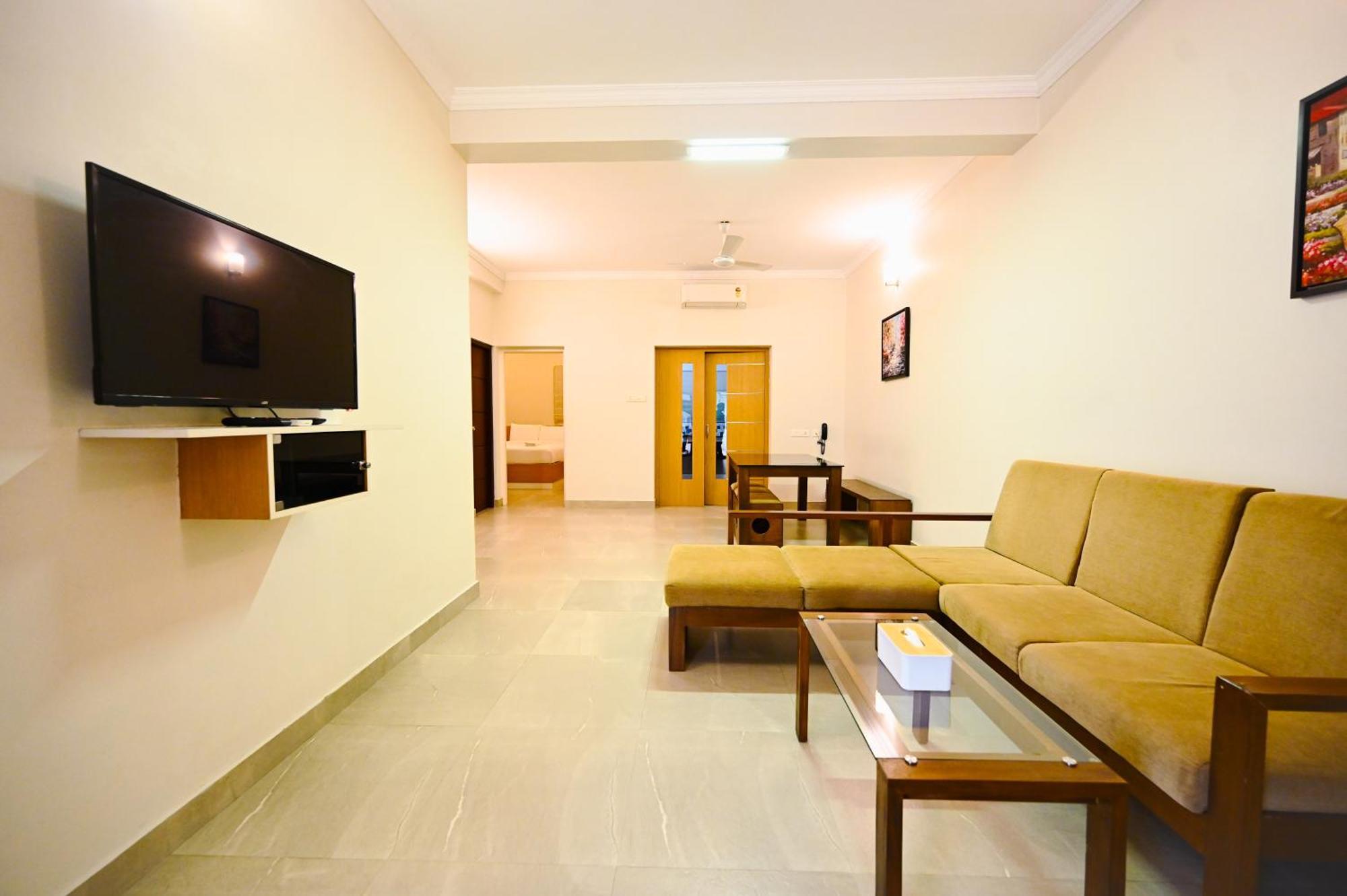 Castilo Inn Hotel Apartments Kochi Exterior foto